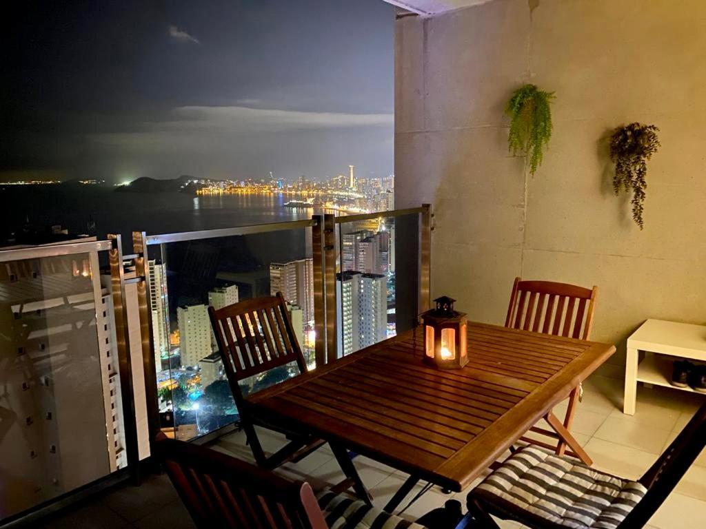 Lujoso Apartamento con vistas al mar en Mirador del Mediterráneo - Gestaltur Benidorm Exterior foto